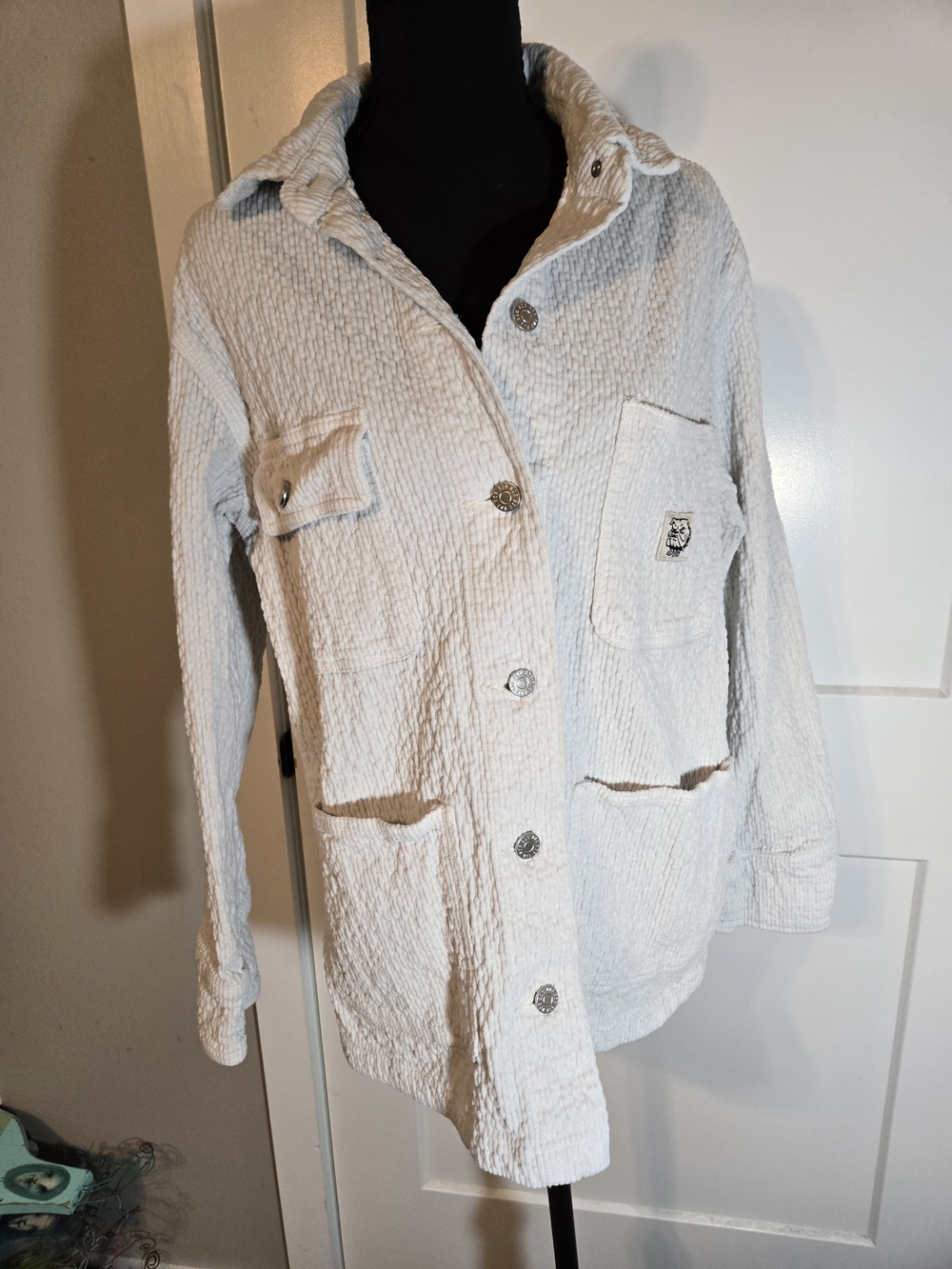 Urban Outfitters BDG Lucia Ivory Corduroy Oversized Bulldog Shirt Jacket S